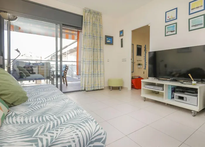 Apartament Tramuntana By Interhome